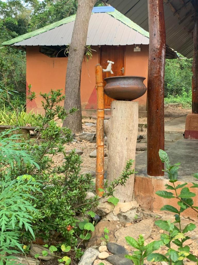 Sahana Retreat Buttala Bagian luar foto